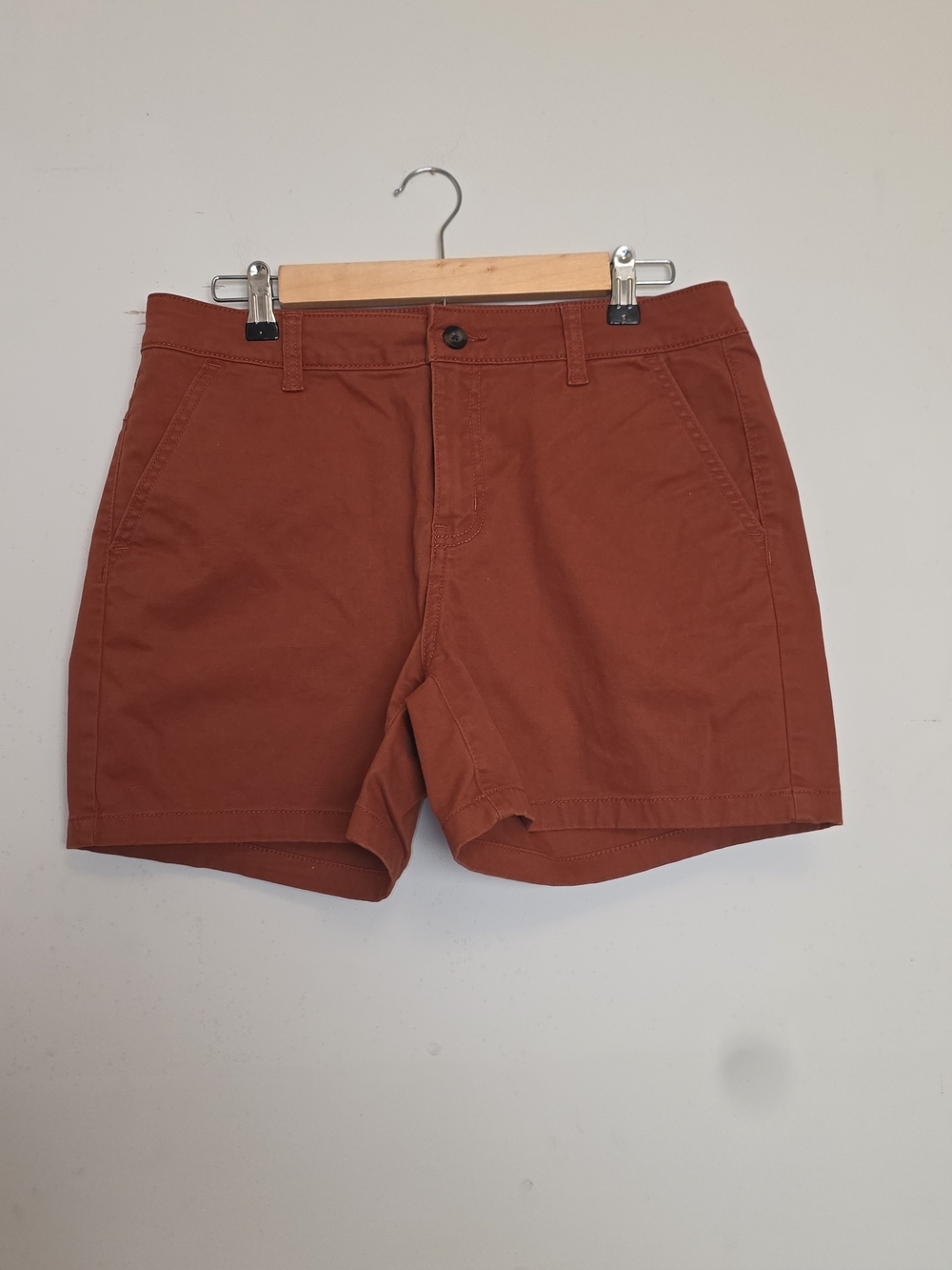 a.n.a Women's Rust Orange Flat Front Chino Shorts